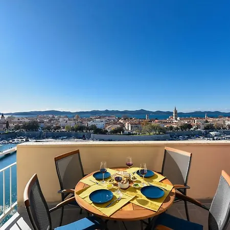 Penthouse Dolcevita 公寓 *