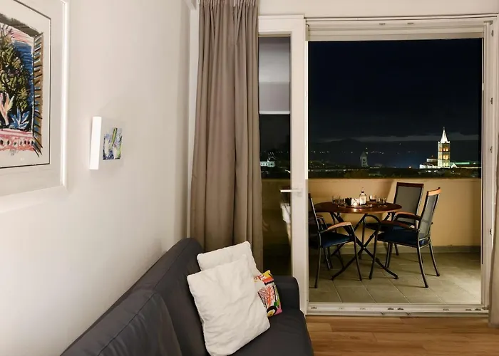 Penthouse Dolcevita Lägenhet Zadar