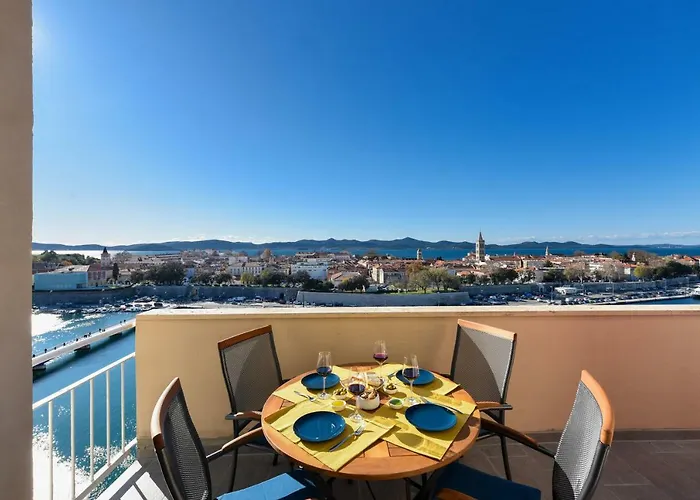 Penthouse Dolcevita Lägenhet *