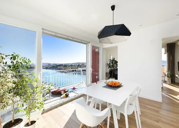 Lägenhet Penthouse Dolcevita