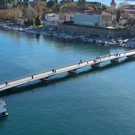 Penthouse Dolcevita Apartment *