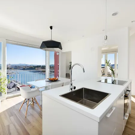 Penthouse Dolcevita Apartment Zadar
